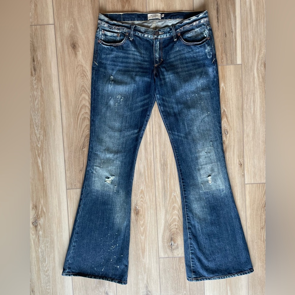 Abercrombie & Fitch Distressed 100% Cotton Y2K Low Rise Flare Jeans Size 6